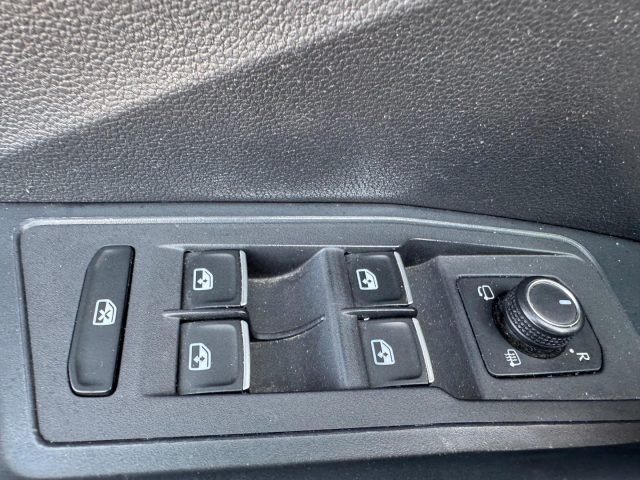 VOLKSWAGEN T-Roc usata, con Cruise Control