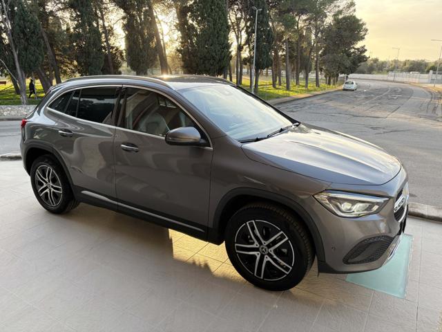 MERCEDES-BENZ GLA 200 usata, con Airbag laterali