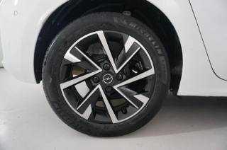 OPEL Corsa usata, con Autoradio