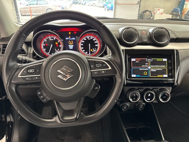 SUZUKI Swift usata, con Fari LED