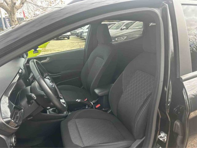 FORD Fiesta usata, con Climatizzatore
