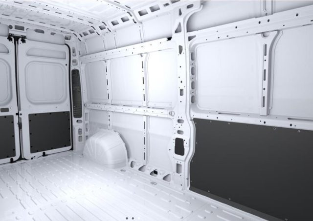TOYOTA Proace Max usata, con Cruise Control