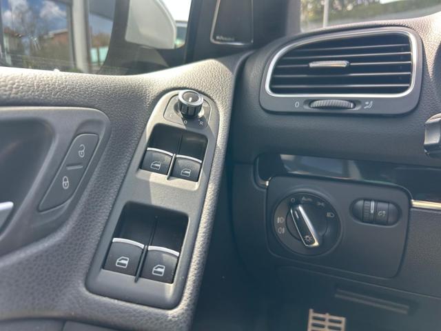 VOLKSWAGEN Golf Cabriolet usata, con Park Distance Control