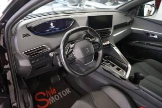 PEUGEOT 3008 usata, con Boardcomputer