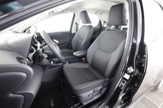 TOYOTA Yaris usata 2