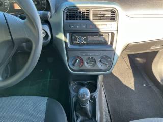 FIAT Grande Punto usata 12