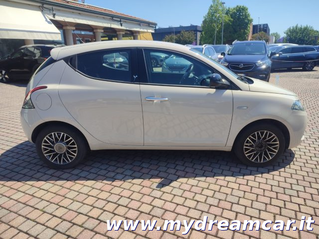 LANCIA Ypsilon usata, con Chiusura centralizzata