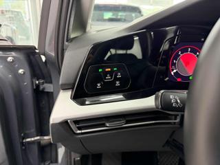 VOLKSWAGEN Golf usata, con Airbag testa