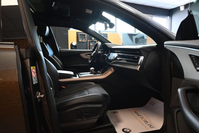 AUDI Q8 usata 9