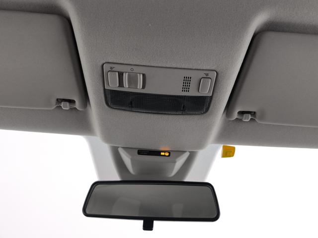 VOLKSWAGEN up! usata, con USB