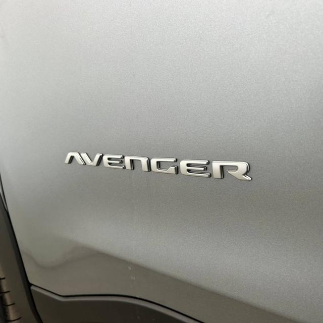 JEEP Avenger usata, con Sensori di parcheggio anteriori