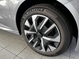 PEUGEOT 208 usata, con Autoradio