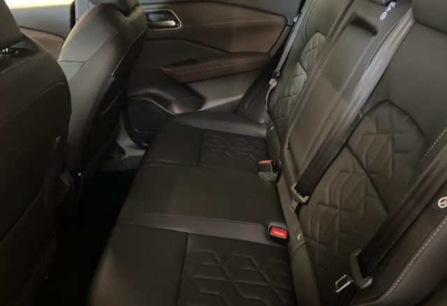 NISSAN Qashqai usata, con Boardcomputer