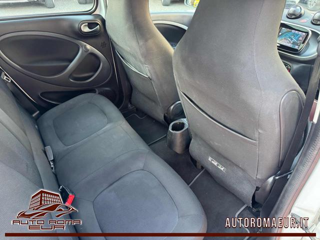 SMART ForFour usata, con USB