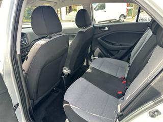 HYUNDAI i20 usata, con Climatizzatore