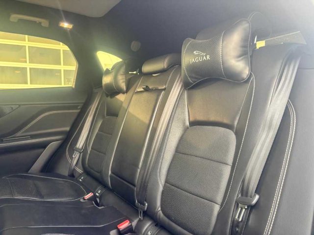 JAGUAR F-Pace usata, con Fari Xenon