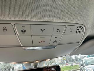 MERCEDES-BENZ E 200 usata, con Volante multifunzione