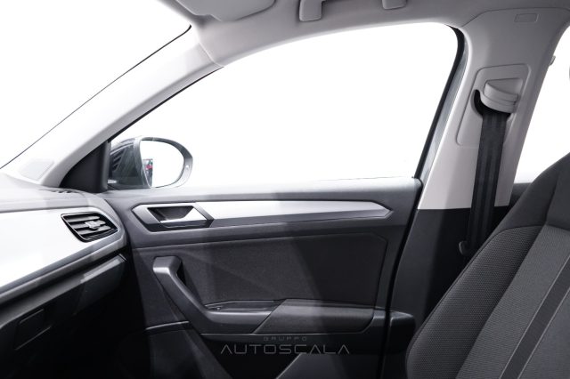 VOLKSWAGEN T-Roc usata, con Sensori di parcheggio posteriori