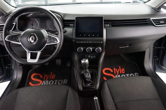 RENAULT Clio usata, con Autoradio