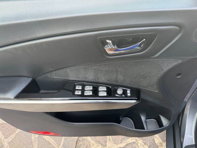 SSANGYONG Tivoli usata, con Controllo trazione