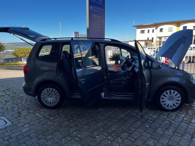VOLKSWAGEN Touran usata, con ESP