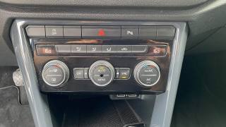 VOLKSWAGEN T-Roc usata, con Controllo automatico clima