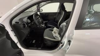 HYUNDAI i10 usata, con Autoradio