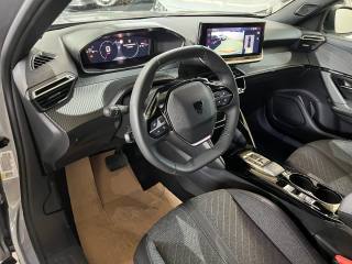 PEUGEOT 2008 usata, con Cerchi in lega