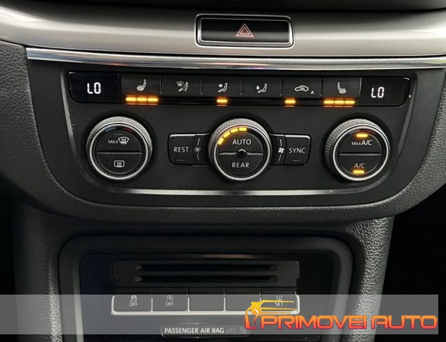VOLKSWAGEN Sharan usata, con Autoradio