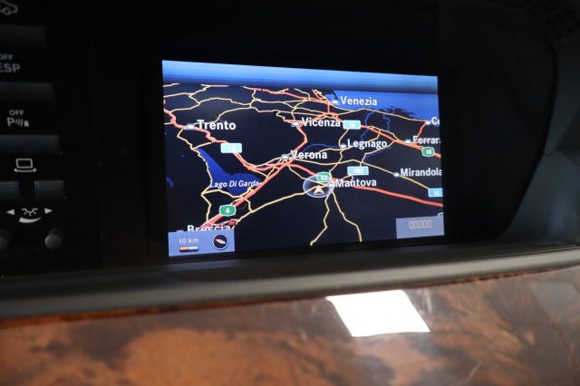 MERCEDES-BENZ S 500 usata, con Fari Xenon