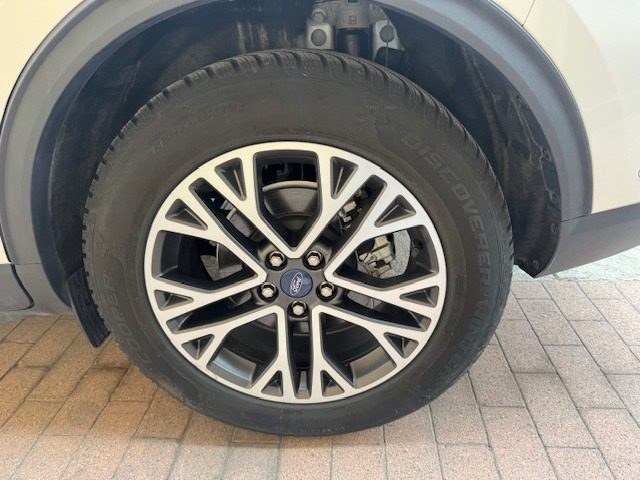 FORD Kuga usata, con Autoradio