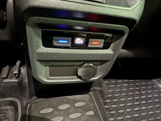 VOLKSWAGEN Tiguan usata, con Park Distance Control