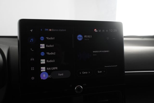 TOYOTA Yaris Cross usata 14