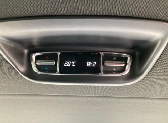 MERCEDES-BENZ V 300 usata, con Climatizzatore