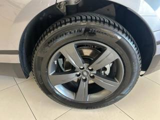 LAND ROVER Range Rover Velar usata, con Fari LED