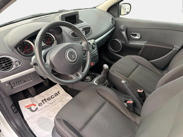 RENAULT Clio usata, con Boardcomputer