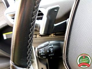 PEUGEOT 3008 usata, con Autoradio digitale