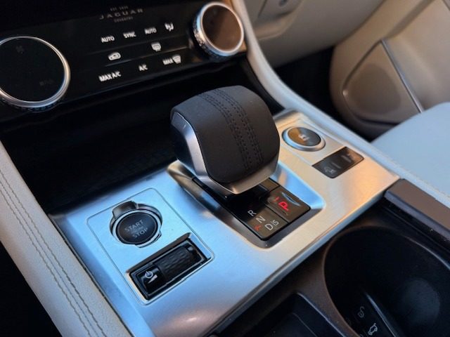 JAGUAR F-Pace usata, con ESP