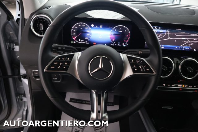 MERCEDES-BENZ GLA 180 usata, con Fendinebbia