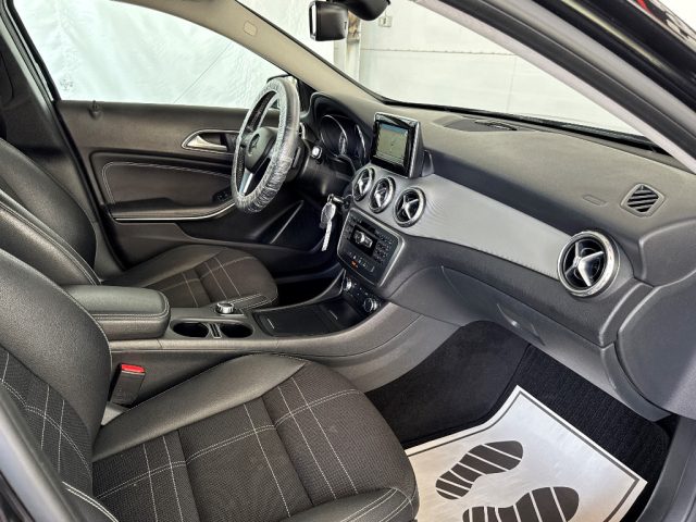 MERCEDES-BENZ GLA 200 usata, con Airbag testa