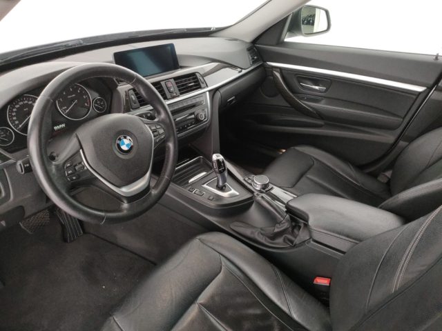 BMW 320 usata, con Controllo automatico clima