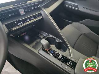 TOYOTA C-HR usata, con Volante in pelle