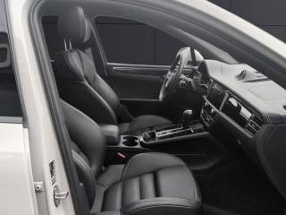 PORSCHE Macan usata, con Fendinebbia