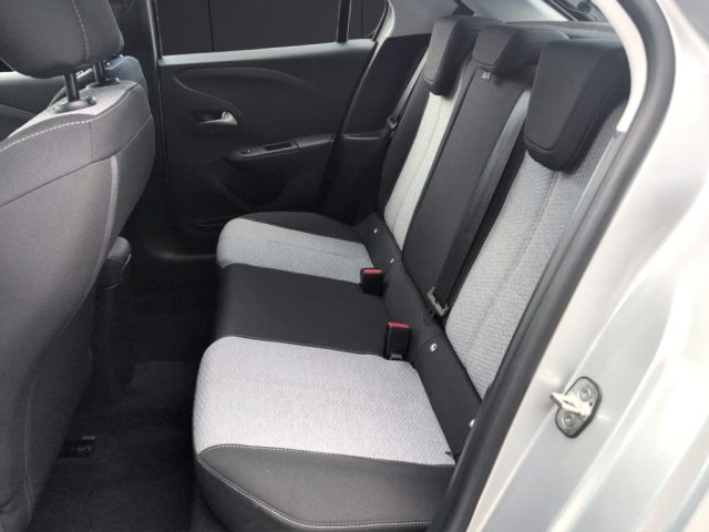 OPEL Corsa usata, con Volante in pelle