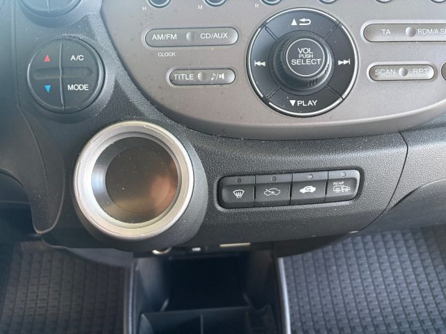 HONDA Jazz usata, con Sedile posteriore sdoppiato