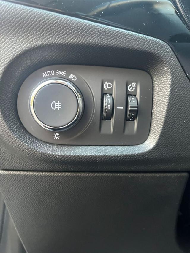 OPEL Corsa usata 12
