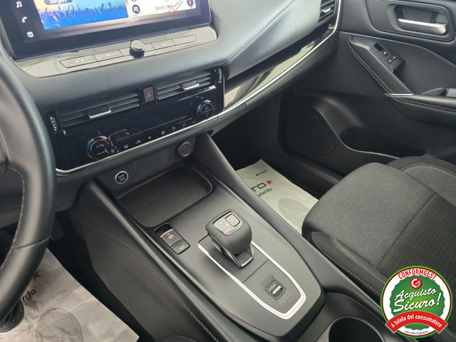 NISSAN Qashqai usata, con Luci diurne LED