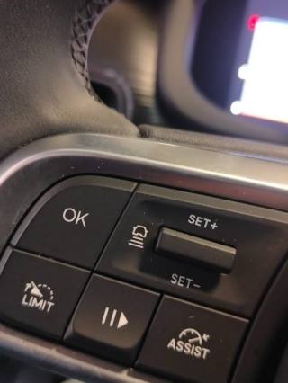 JEEP Avenger usata, con Adaptive Cruise Control