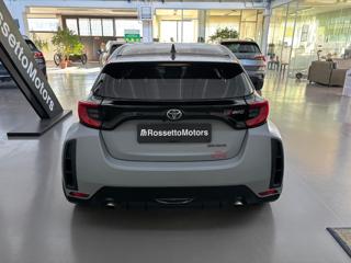 TOYOTA Yaris usata, con Alzacristalli elettrici