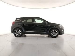 RENAULT Captur usata, con Autoradio